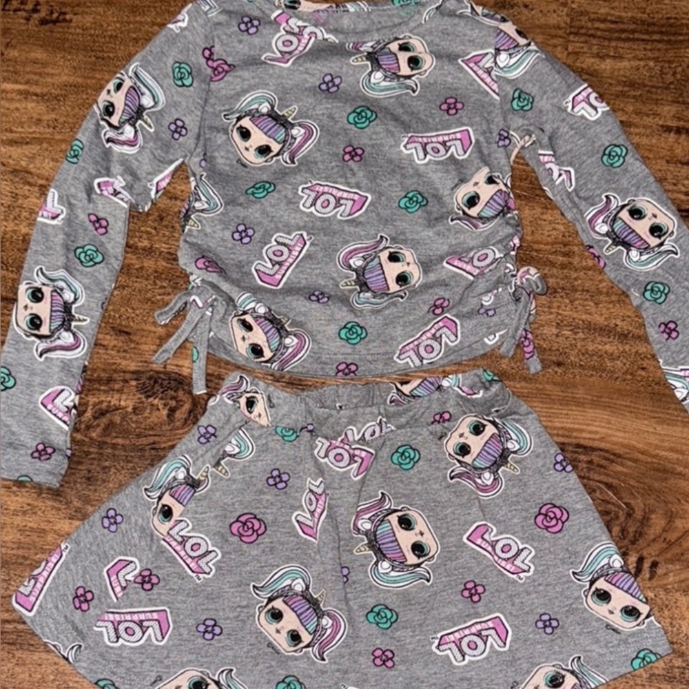 L.O.L. Surprise! Gray Sets tie top with skirt